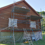 Timmerbyggningen inför fasadmålning